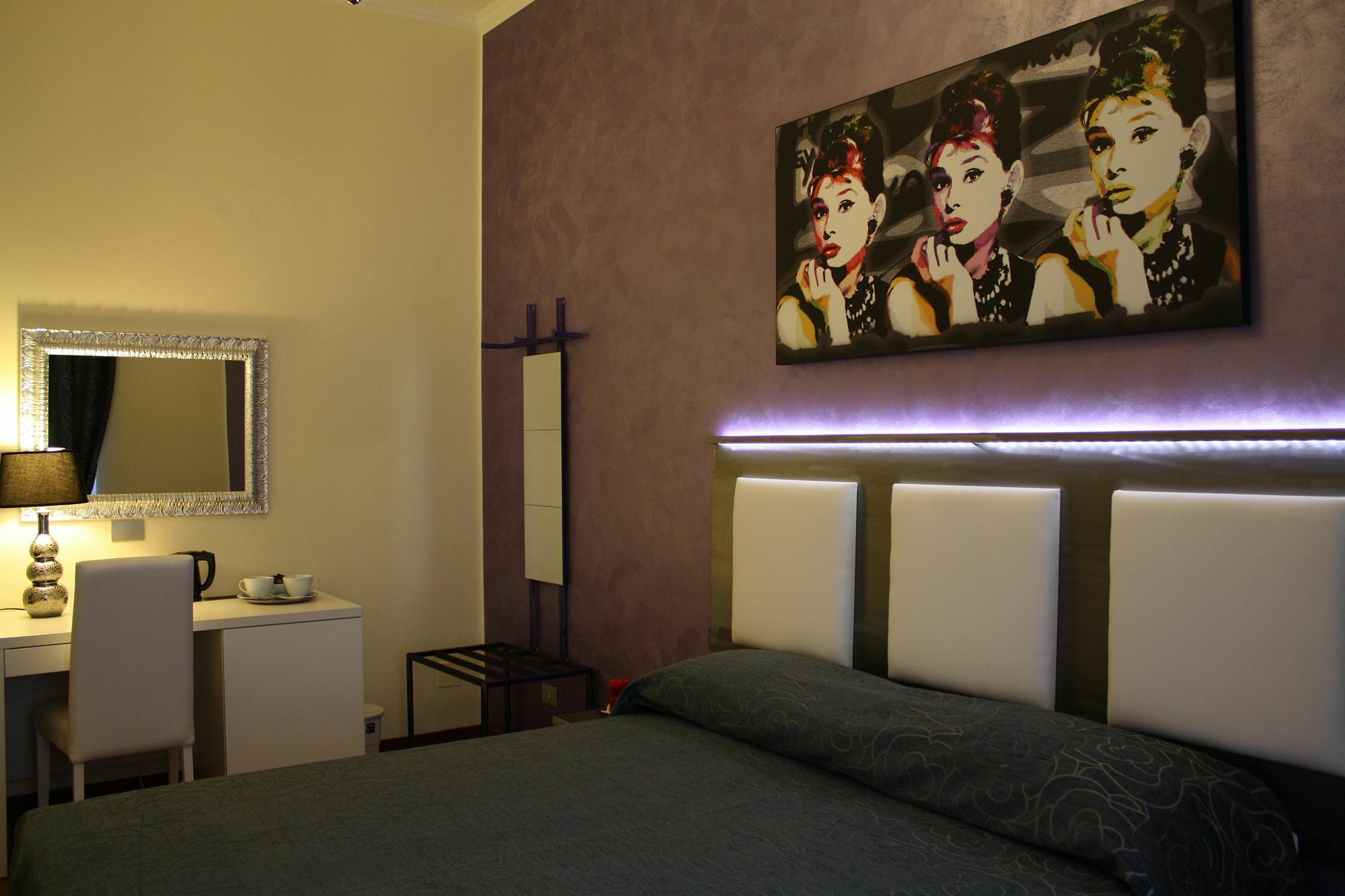 Residenza Elizabeth Hotel Rome Bagian luar foto