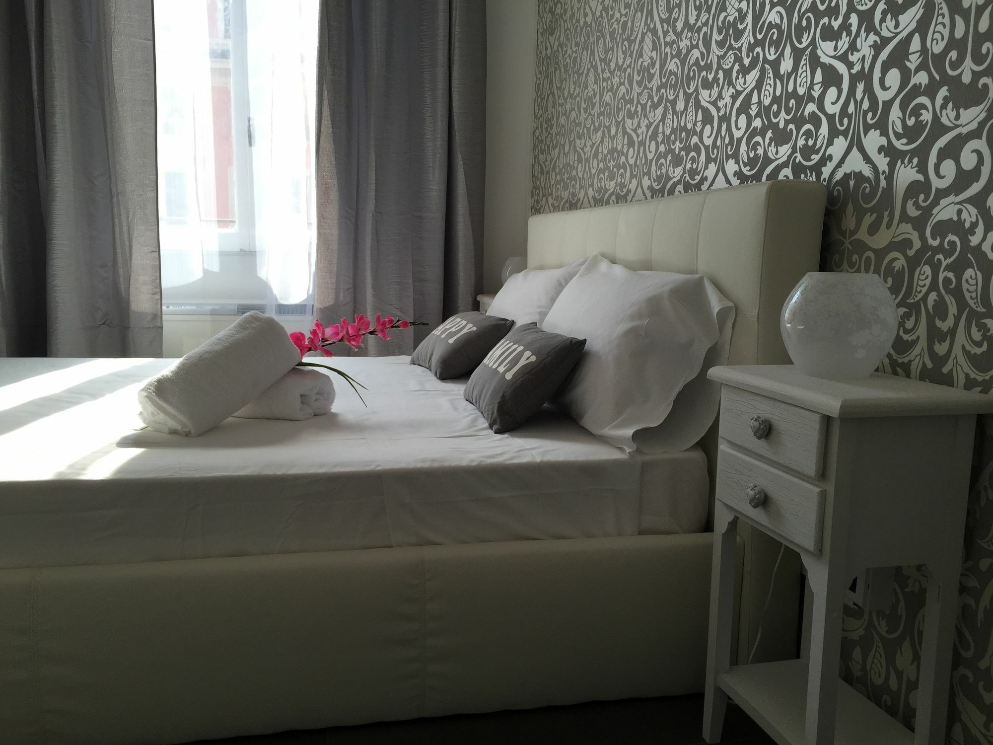 Residenza Elizabeth Hotel Rome Bagian luar foto